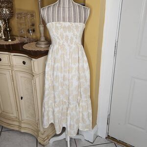 Torrid daisy print smocked strapless midi dress torrid size 00 or L